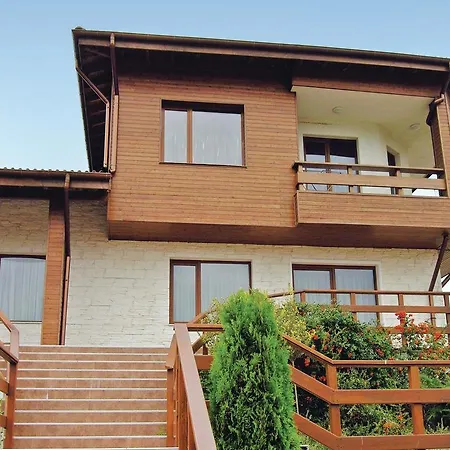 Vakantiehuis Holiday In Tsarkva Village